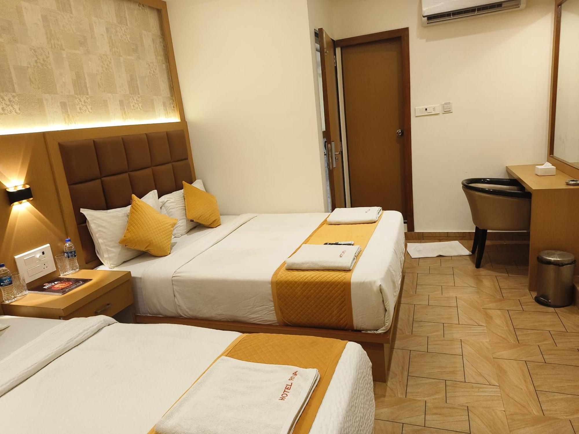 Hotel Riva International Goregaon- Near Nesco Mumbai Bagian luar foto