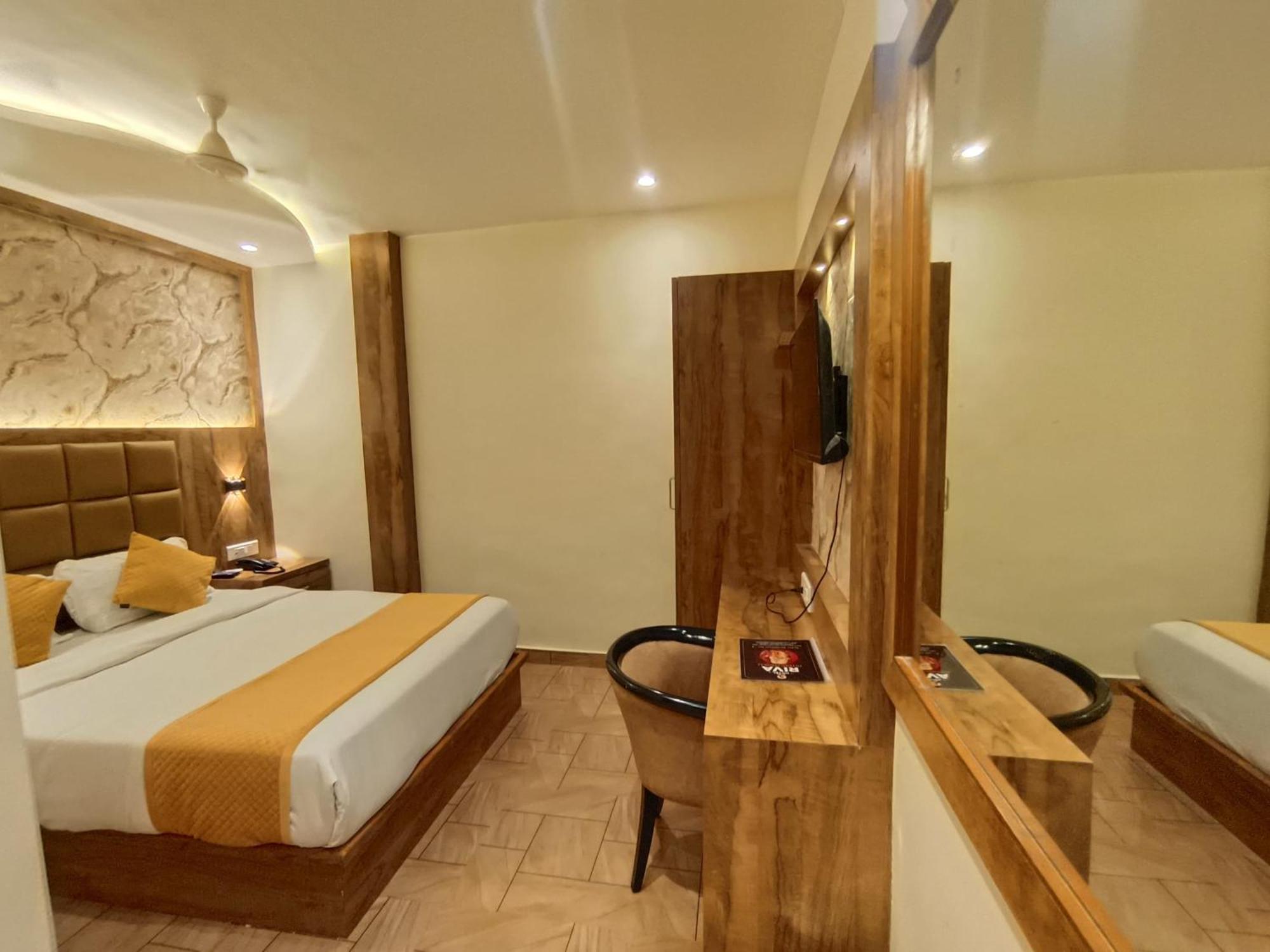 Hotel Riva International Goregaon- Near Nesco Mumbai Bagian luar foto