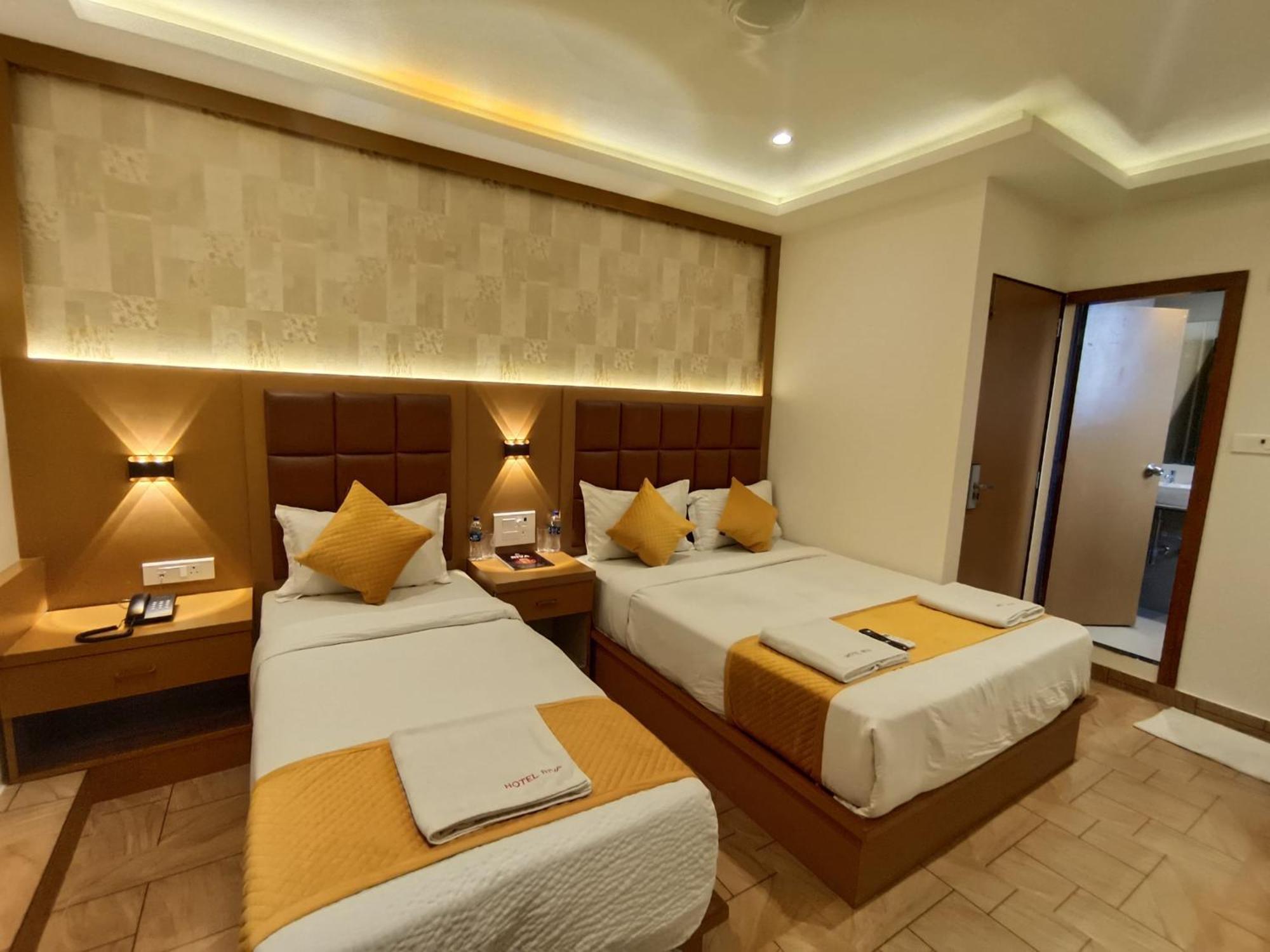 Hotel Riva International Goregaon- Near Nesco Mumbai Bagian luar foto