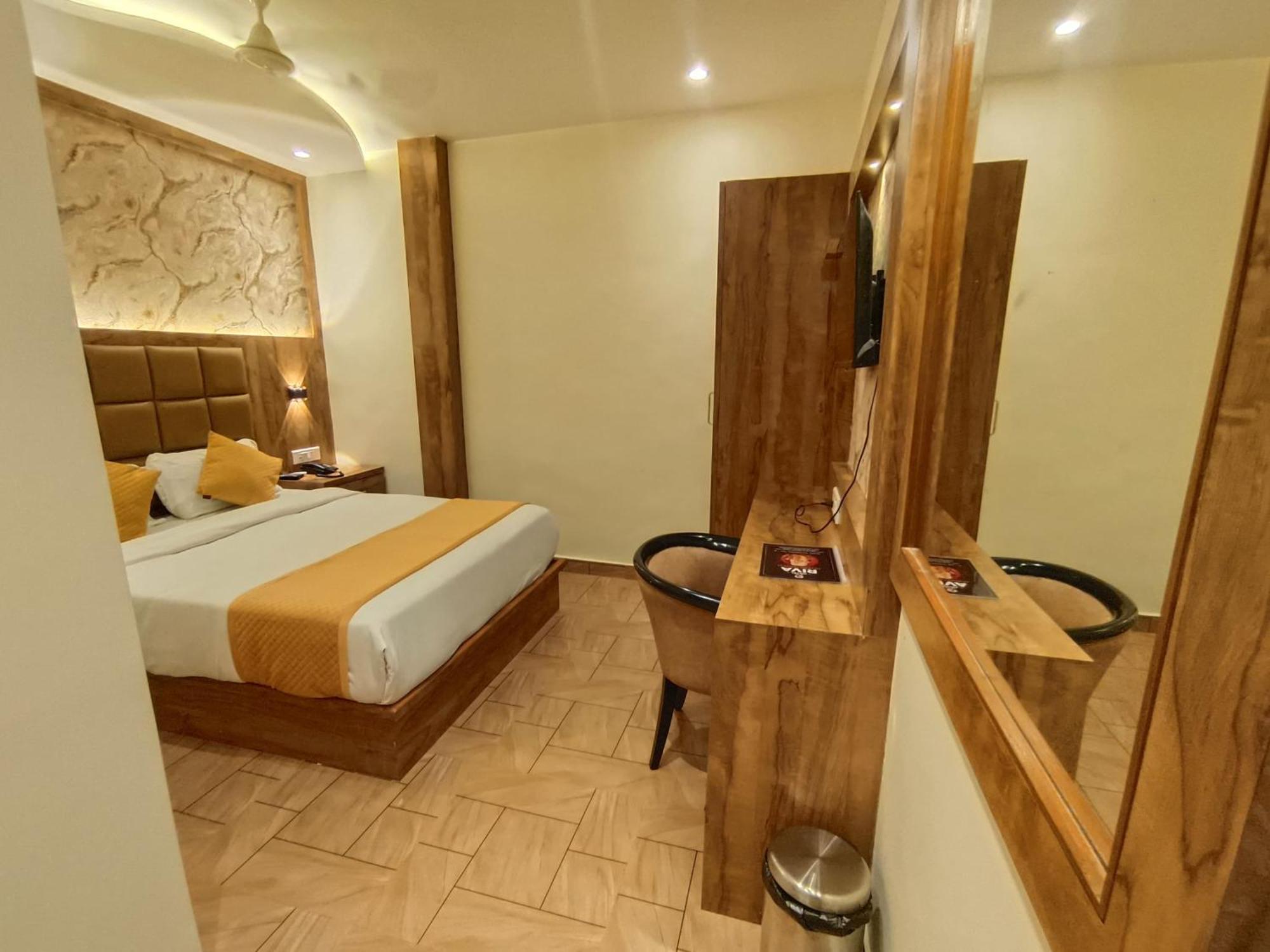 Hotel Riva International Goregaon- Near Nesco Mumbai Bagian luar foto
