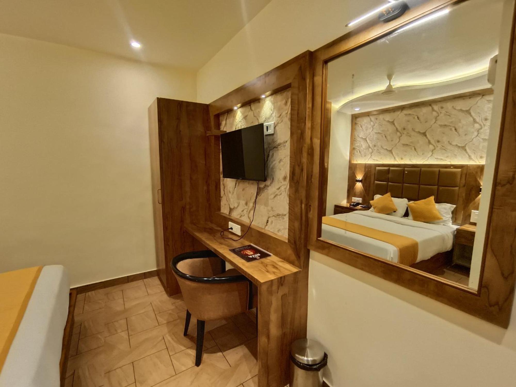Hotel Riva International Goregaon- Near Nesco Mumbai Bagian luar foto